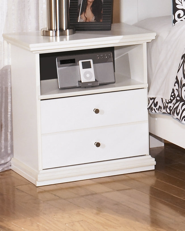 Bostwick Shoals White Nightstand