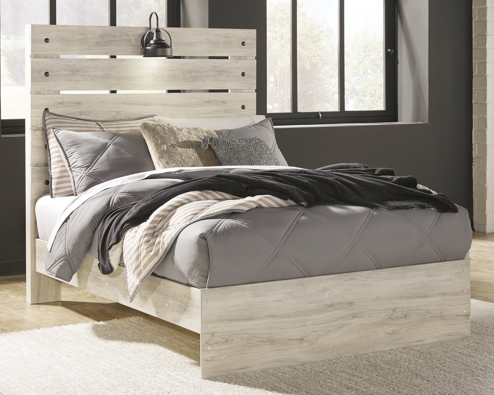 Cambeck Whitewash Full Panel Bed