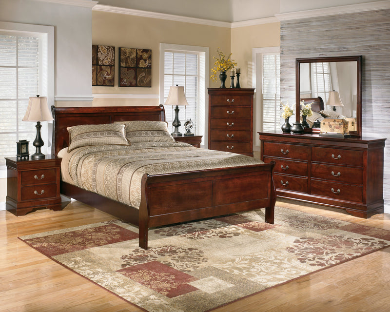 Alisdair Dark Brown Queen Sleigh Bed