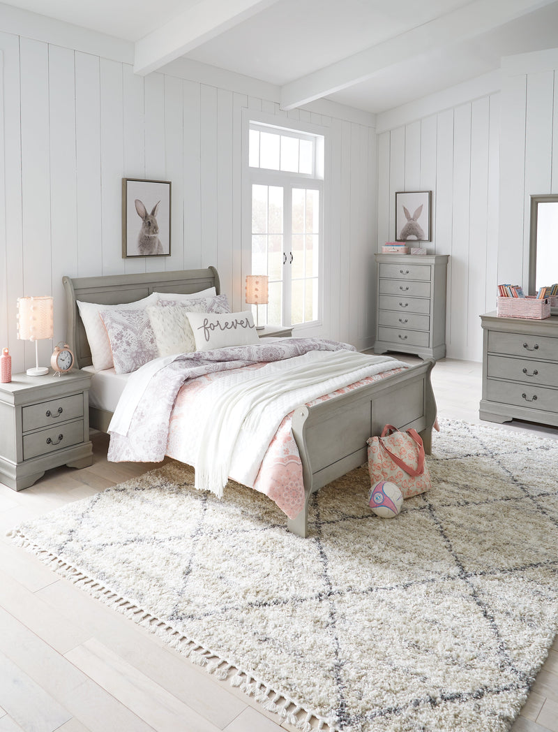 Kordasky Gray Full Sleigh Bed