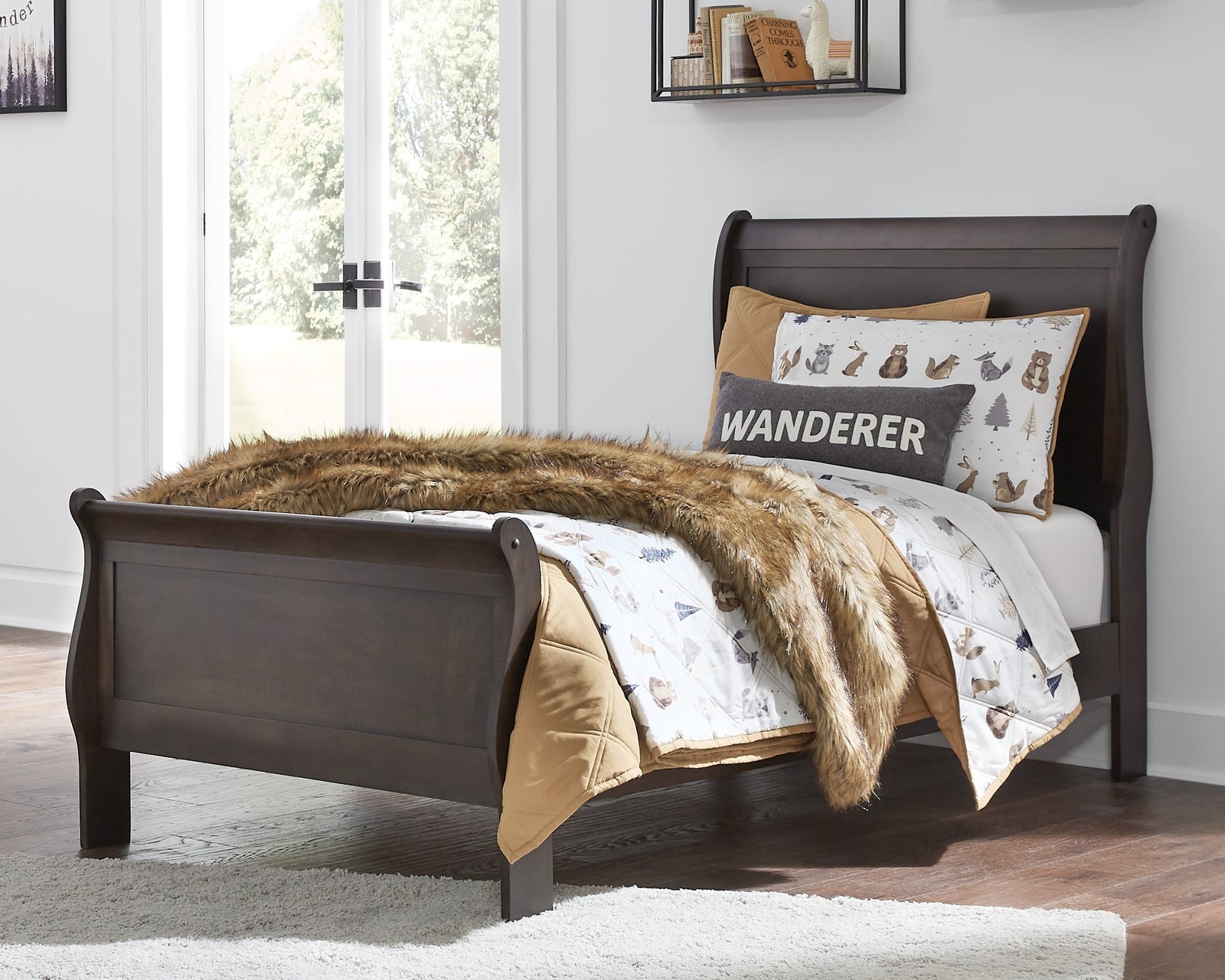 Leewarden Dark Brown Twin Sleigh Bed