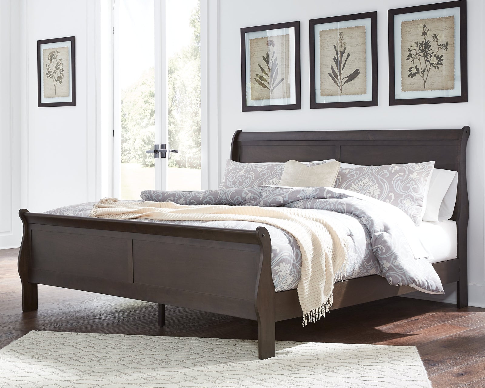 Leewarden Dark Brown King Sleigh Bed