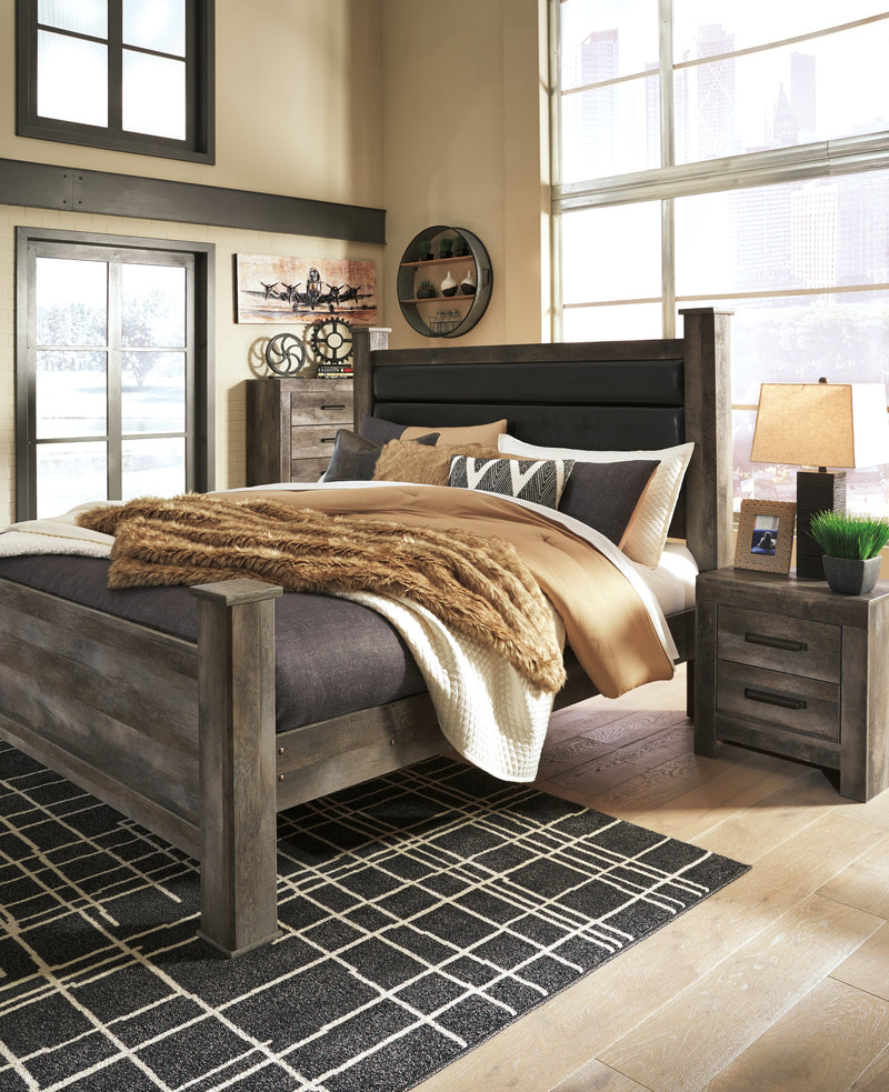 Wynnlow Gray King Panel Bed