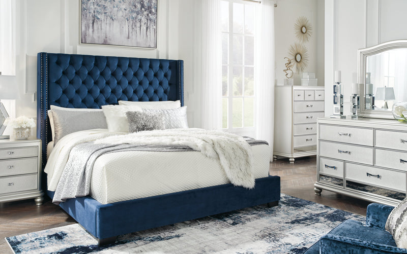 Coralayne Blue Queen Upholstered Bed