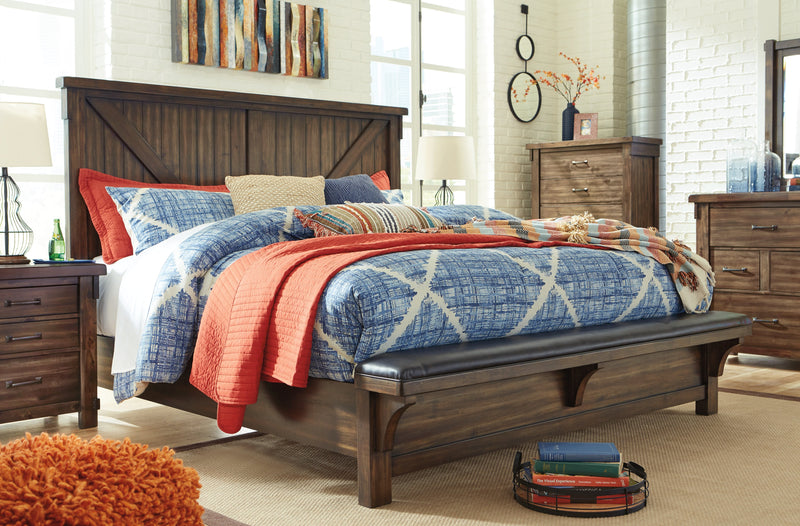 Lakeleigh Brown Queen Panel Bed With Upholstered Bench