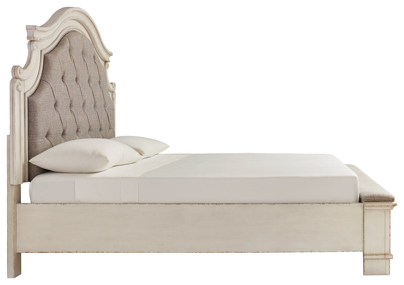 Realyn Two-Tone Queen Upholstered Bed