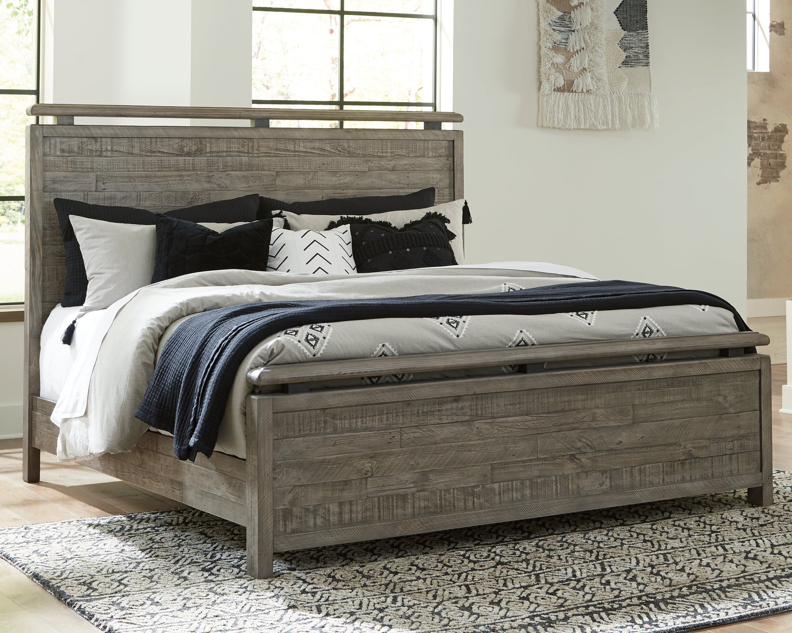 Brennagan Gray Queen Panel Bed