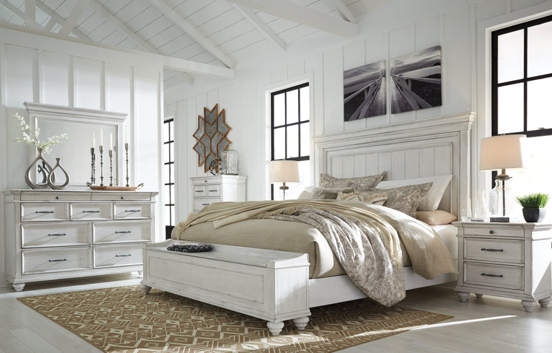 Kanwyn Whitewash King Panel Bed With Storage Bench