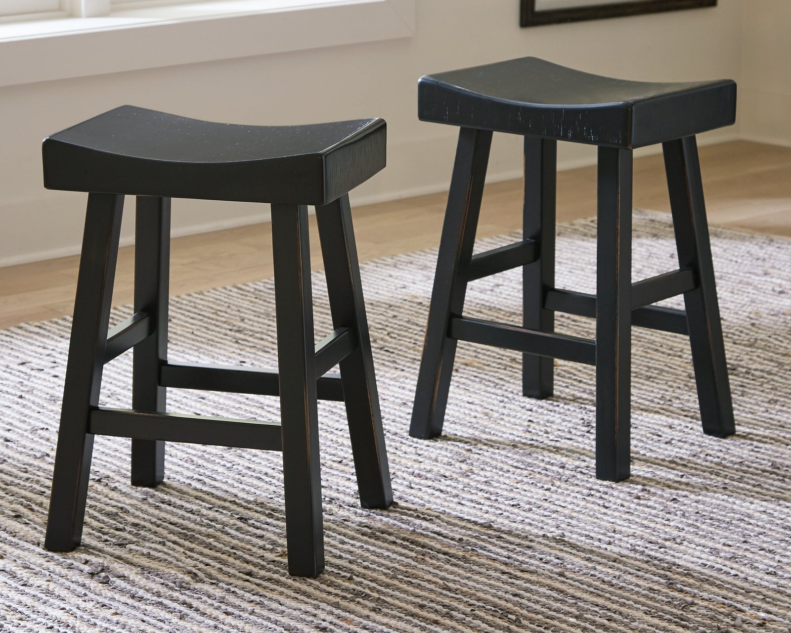 Glosco Black Counter Height Bar Stool