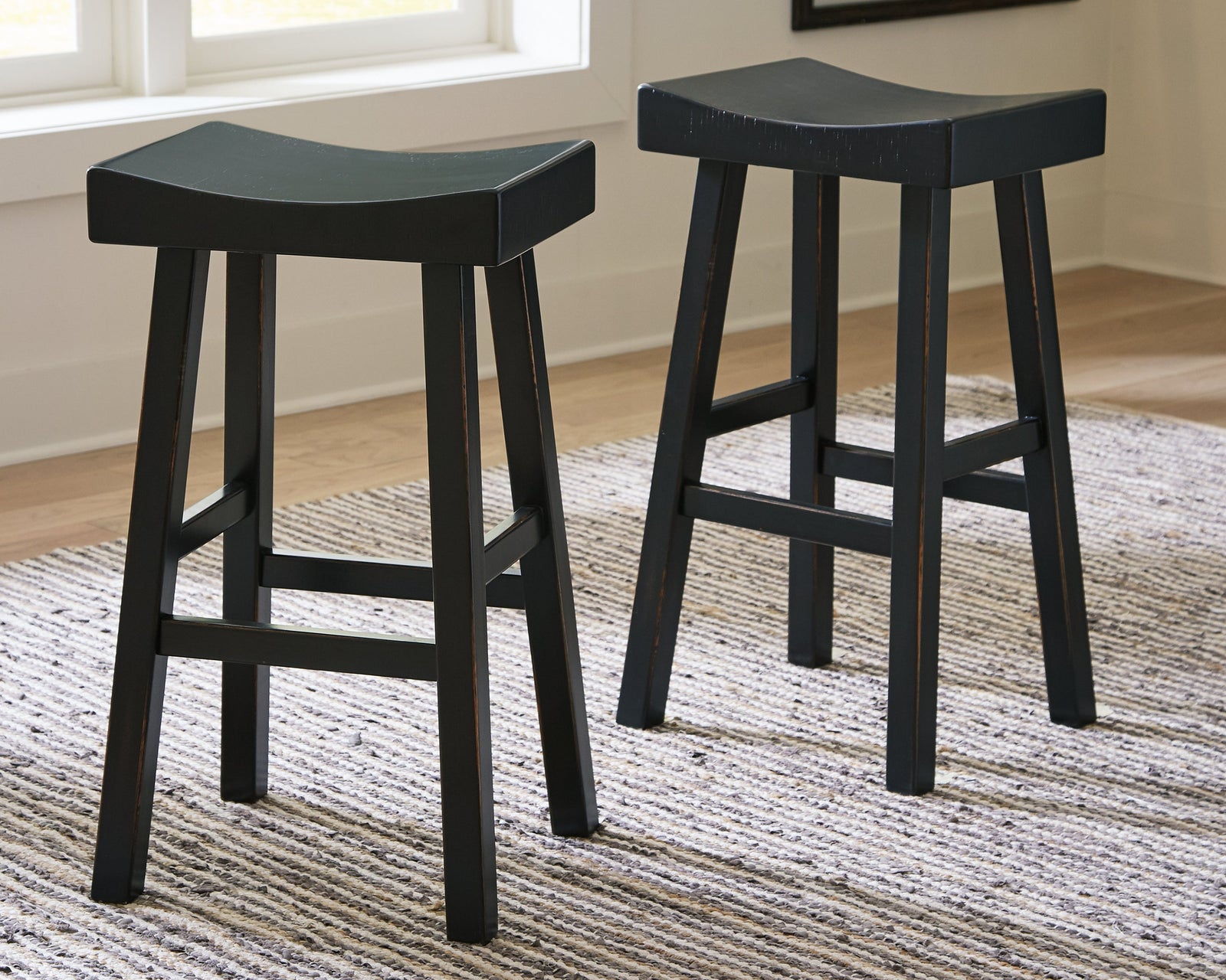 Glosco Black Pub Height Bar Stool