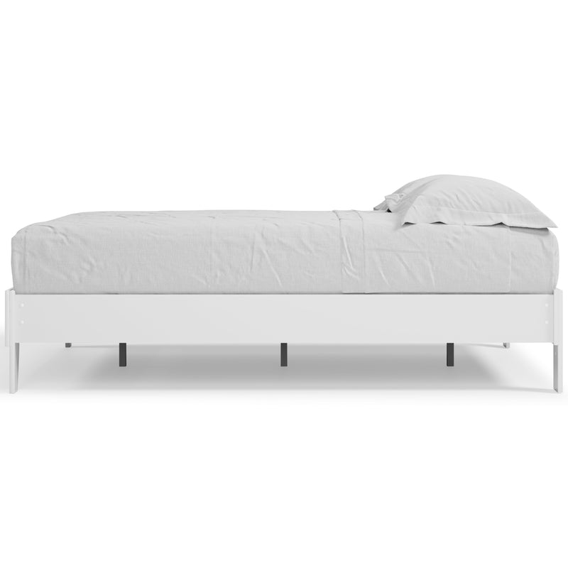 Piperton White Queen Platform Bed