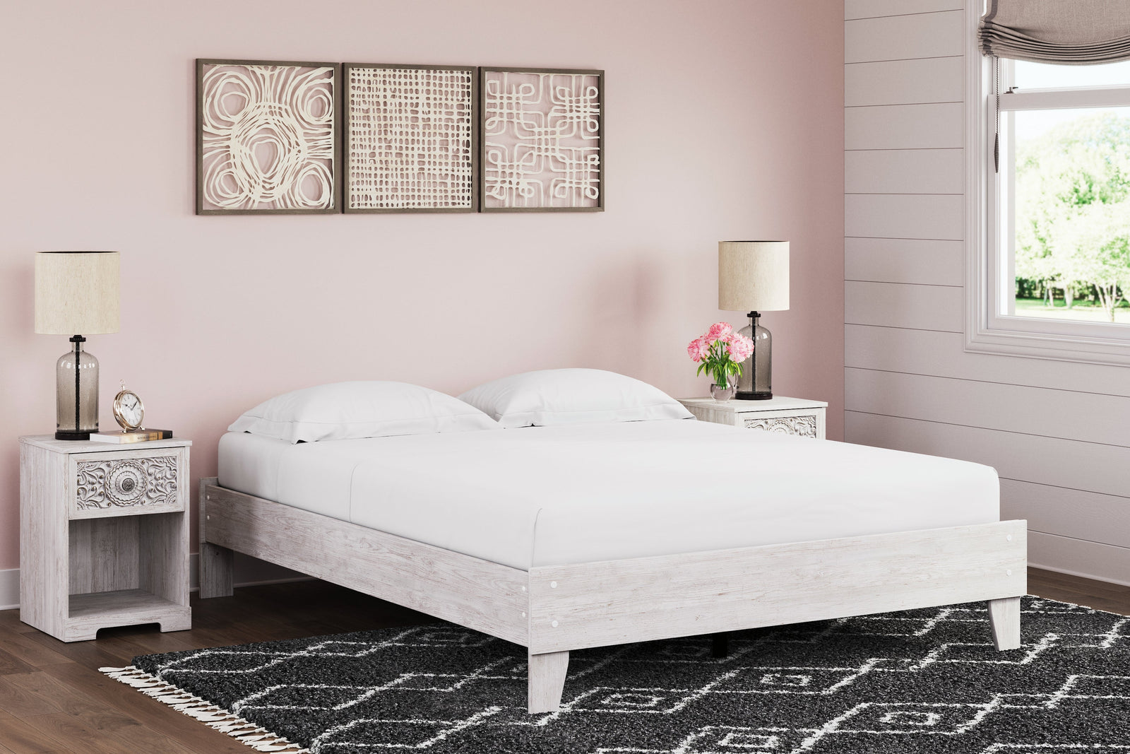 Paxberry Two-Tone Queen Platform Bed