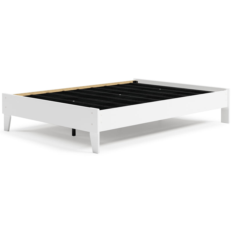 Flannia White Full Platform Bed