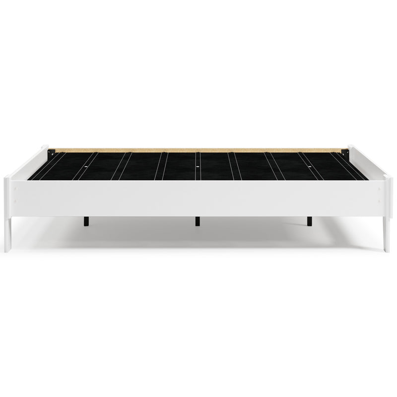 Flannia White Full Platform Bed