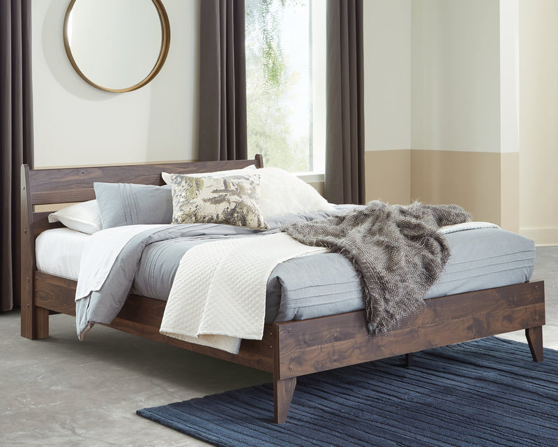 Calverson Mocha Full Panel Platform Bed