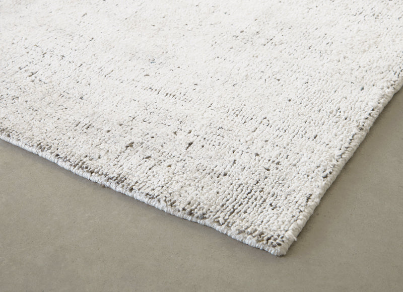 Lenlett Ivory Charcoal 5' X 7' Rug