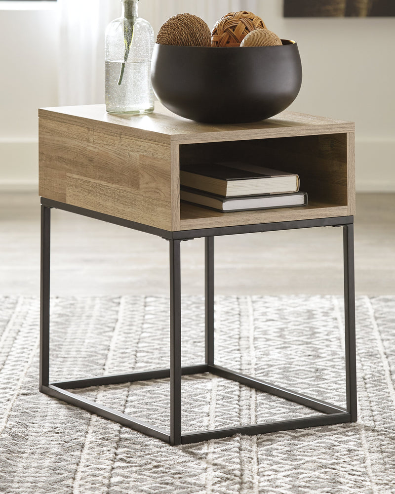 Gerdanet Natural End Table