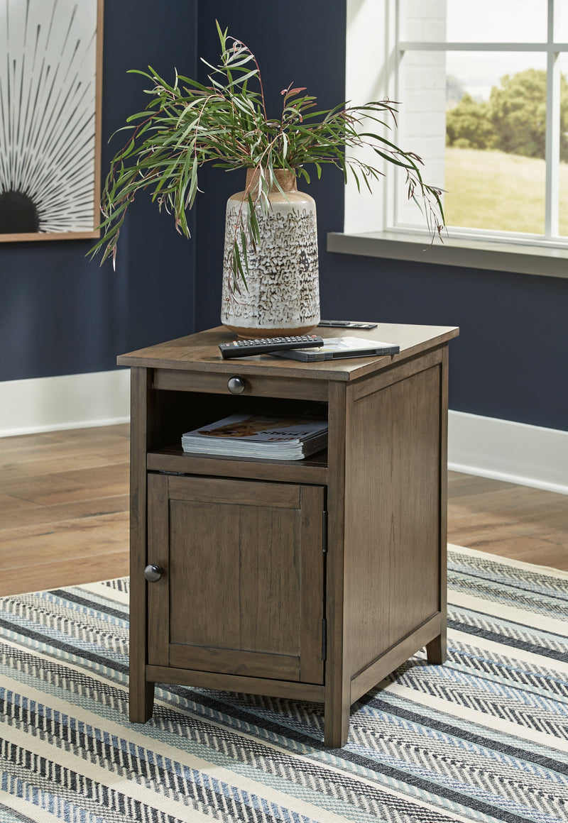 Treytown Grayish Brown Chairside End Table