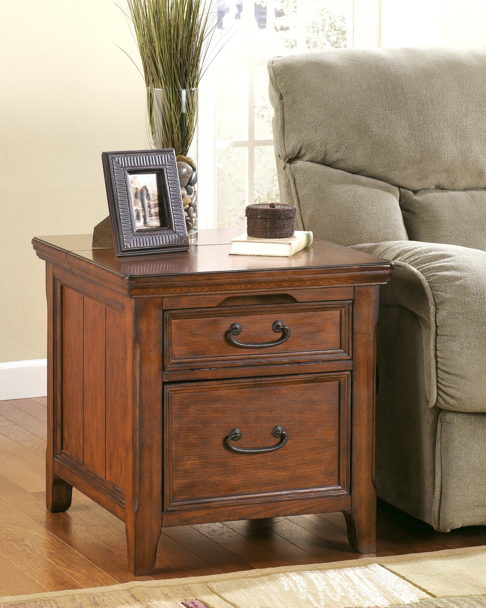 Woodboro Dark Brown 2 End Tables