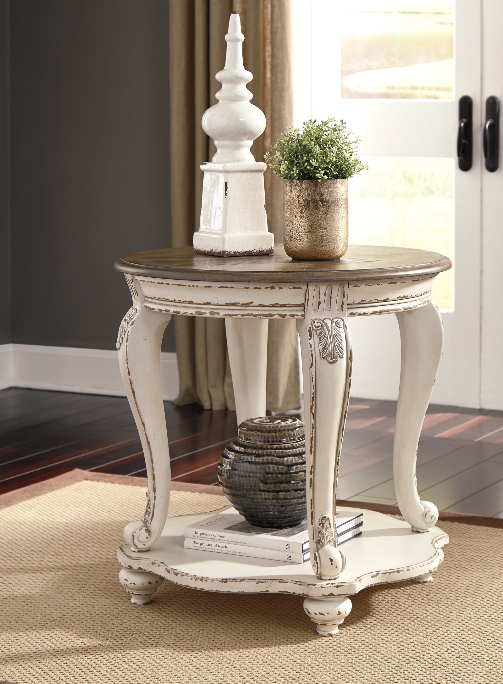 Realyn White Brown 2 End Tables