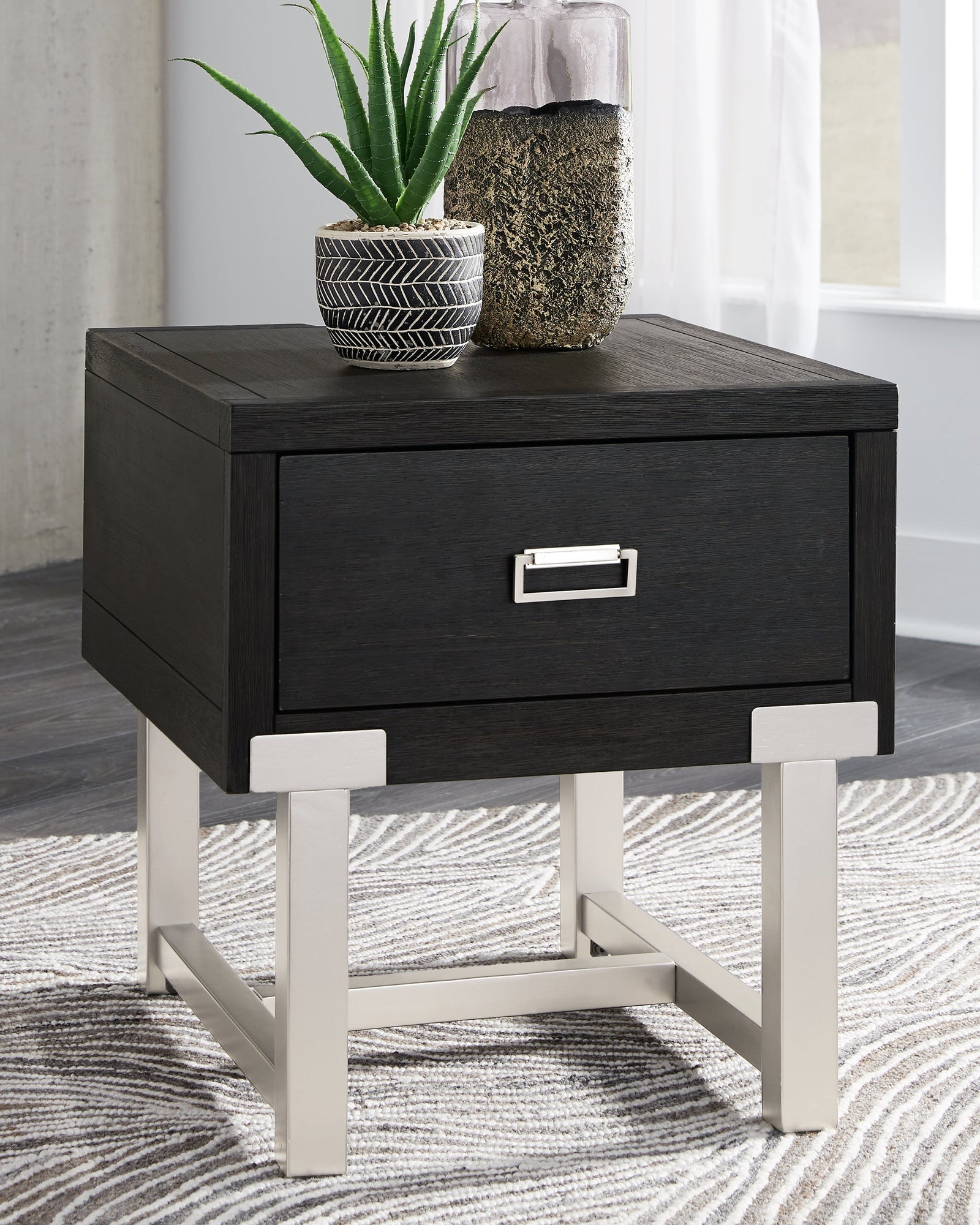 Chisago Black Silver End Table