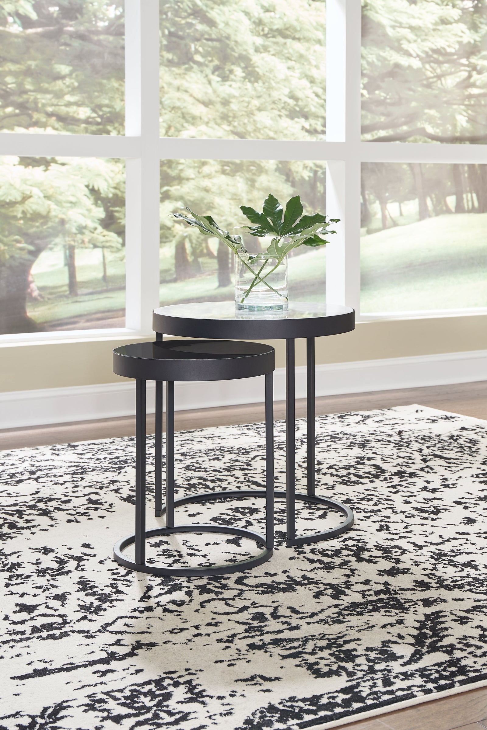 Windron Black White Nesting End Table (Set of 2)